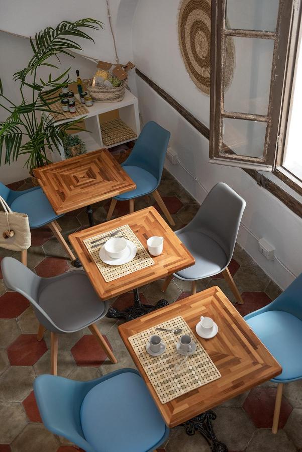 Ensemble Rooms Di Vayadu Alassio Exteriör bild