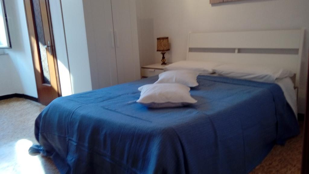 Ensemble Rooms Di Vayadu Alassio Exteriör bild